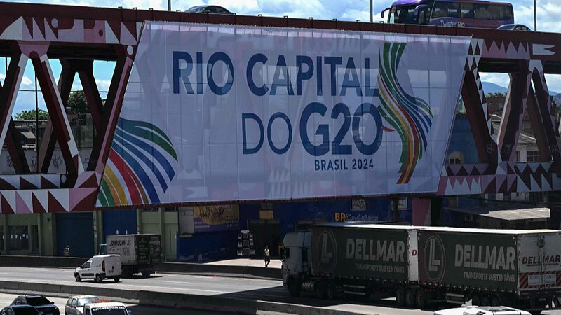 # - My News! Live Chinese Presidents Arrival at G20 Summit Venue Video Poster