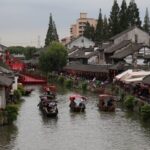 Live Suburban Shanghais Ancient Town Offers Beautiful Autumn Scenery Video Poster 