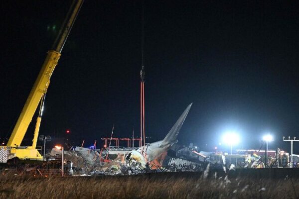 179 Dead 2 Rescued in South Korean Plane Crash 