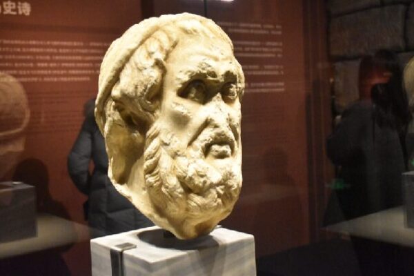 Ancient Greek Treasures Dazzle Beijing Ancient Greek civilization shines in Beijing
