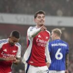 Arsenal Climb to Second Place with 1 0 Victory over Struggling Ipswich 