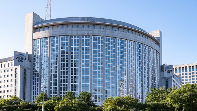 China Hopes Rok Will Ensure Nationals Safety over Martial Law Chaos 