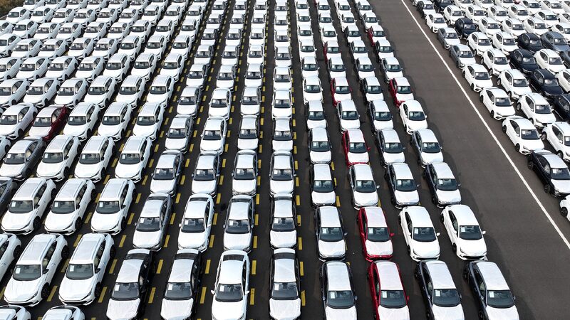 Chinas Auto Sector Achieves Strong Growth in November 