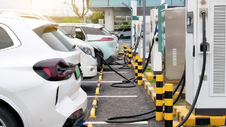 Chinese Evs Dominate Myanmars Christmas Motor Show 