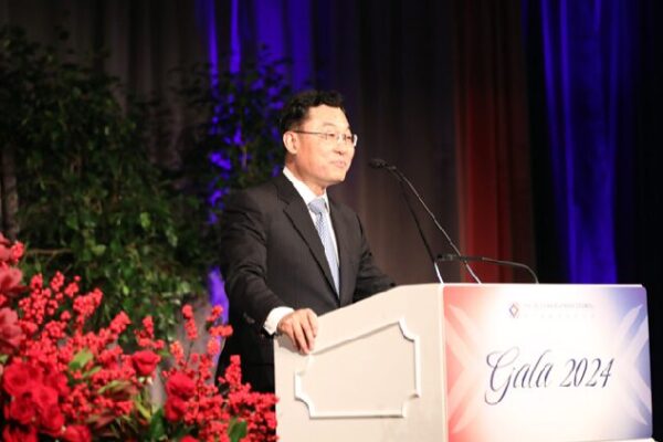 Chinese Ambassador to Us Says Underestimating China Unwise 