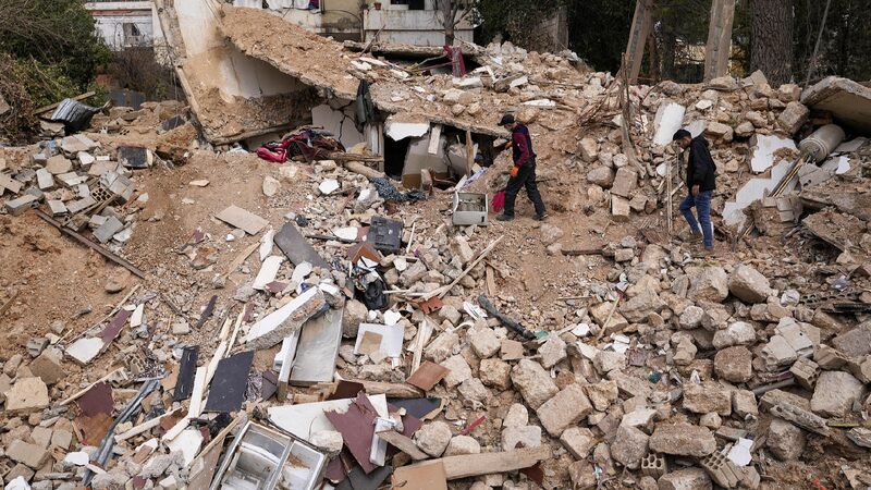 Israel and Hezbollah Trade Accusations of Ceasefire Violations 