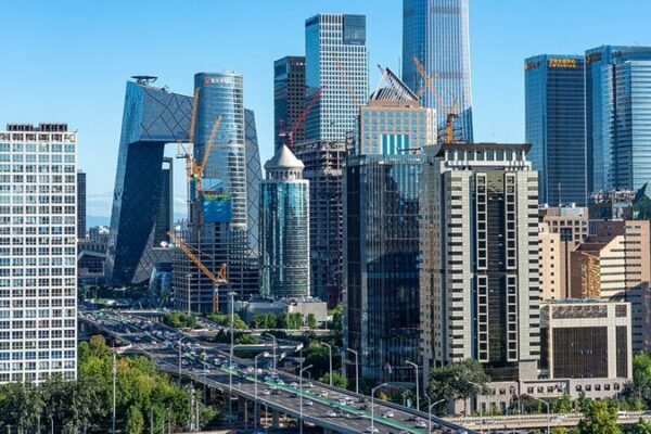 Key meeting aims to keep market expectations stable: Experts video poster