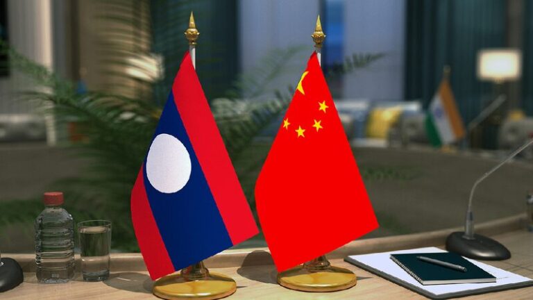 Lao President Meets Chinese Defense Minister 