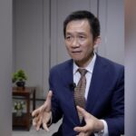 Peking University Professor Offers Career Advice for Youth Video Poster