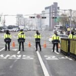 Rival Protests over S Koreas Impeached President Yoon Held in Seoul