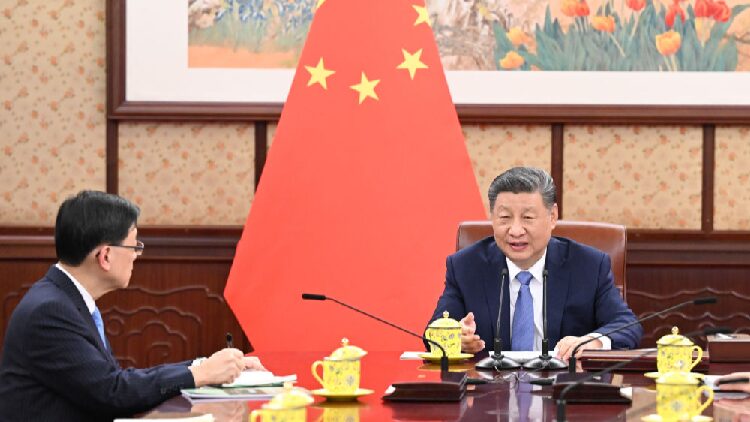 Xi Jinping Hears Report from Hksar Chief Executive 