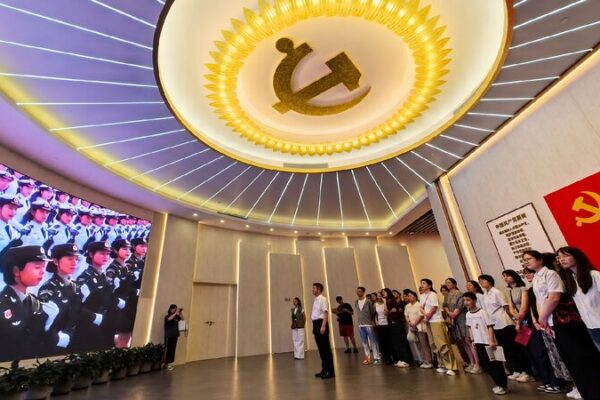 # - My News! Xi Jinpings Article on Advancing Partys Self reform to Be Published