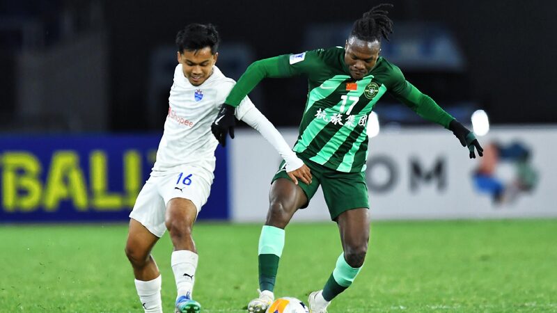 Zhejiang Stages Stunning Comeback to Defeat Lion City 4-2 in AFC Champions League Zhejiang recover to beat Lion City in AFC Champions League Two