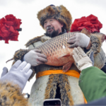 Annual Winter Fishing Festival Kicks off in Xinjiang 