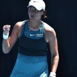 Australian Open Chinese Women Excel but Men Suffer Early Eliminations 