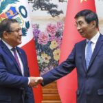 Chinas Top Political Advisor Meets President of the Peruvian Congress 