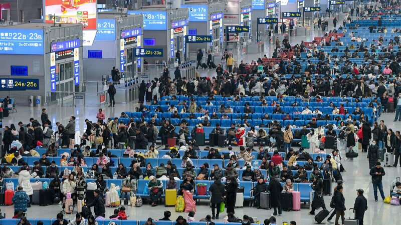 Chinese Vice Premier Stresses Safe Smooth Spring Festival Travel 