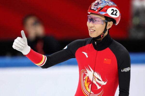Speed Skater Sun Long Shares His Comeback Story Ahead of Asian Winter Games Exclusive: Speed skater Sun Long opens up ahead of Asian Winter Games video poster