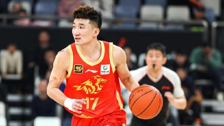 Guangsha Lions Cruise Past Sichuan Blue Whales for Ninth Straight Win 