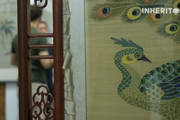 Kesi: The Ancient Chinese Art of ‘Painting in Silk’ Kesi: An art known as 'painting in silk'