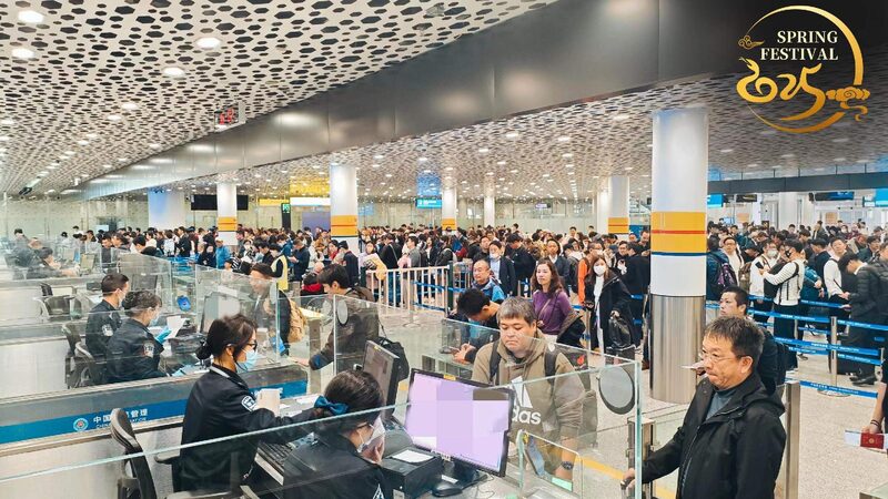 Live View the First Day of the Spring Festival Travel Rush 