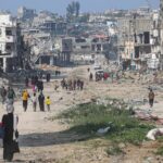 over 500000 Displaced Palestinians Return to N Gaza 