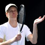 Sinner Swiatek Wrap Up Places in Quarterfinals at Australian Open 