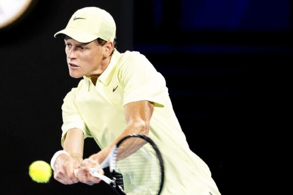 Jannik Sinner Dominates De Minaur to Reach Australian Open Semifinals Sublime Sinner stops De Minaur and reaches Australian Open semifinals