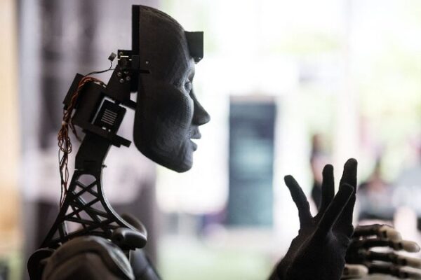 Tech innovation fuels global scientific collaboration