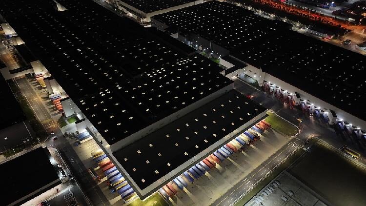 # - My News! Teslas Shanghai Energy Storage Megafactory Begins Trial Production