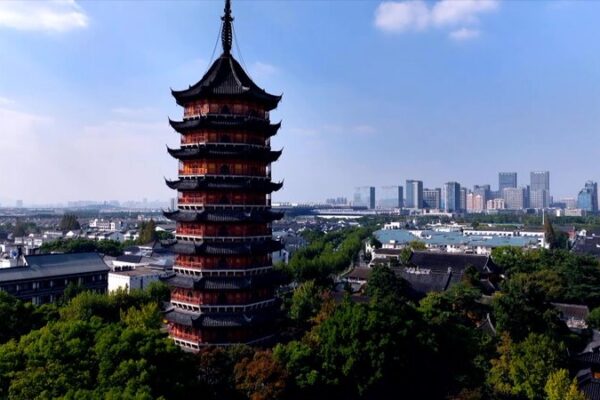 This is how you use AI to bring history to life video poster