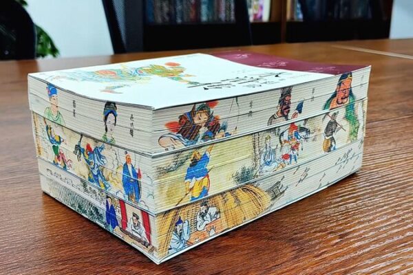 A more attractive way to display traditional Chinese culture video poster