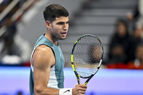 # - My News! Alcaraz Beats Cilic in Windswept Opening Round Match at Atp Qatar Open