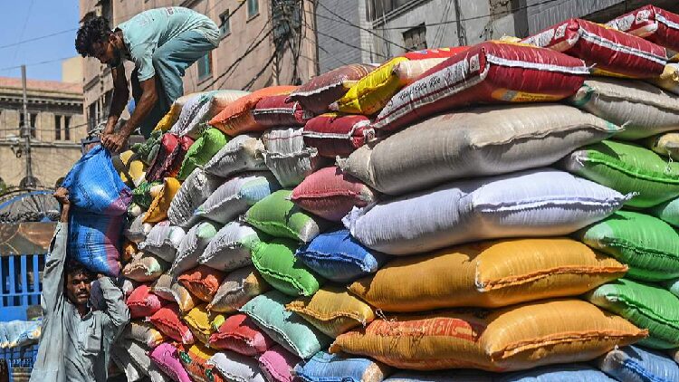 # - My News! Asia News Wrap Bangladesh and Pakistan Resume Direct Trade and More