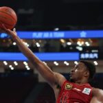Beijing Ducks Ends Shanghai Sharks Four game Winning Streak in Cba 