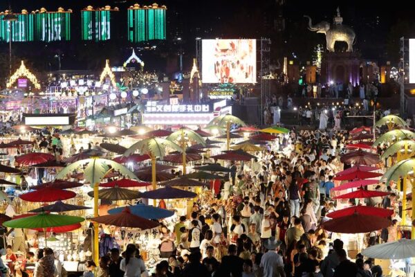 China Welcomes ASEAN Tour Groups with Visa-Free Entry to Xishuangbanna China grants visa-free entry to ASEAN tour groups to Xishuangbanna