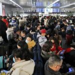 Chinas Daily Trips Exceed 300 Mln on Day 4 of Spring Festival Holiday 