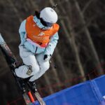 Chinas Freestyle Skiers Dominate Womens Halfpipe with Gold Silver 