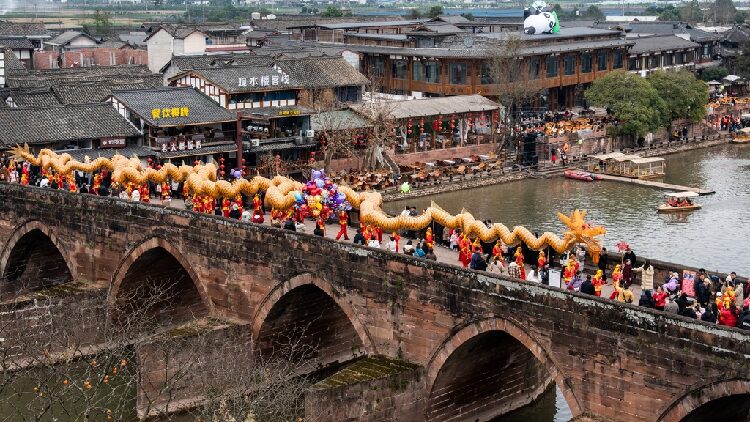 # - My News! Chinas Tourism Market Sees Strong Growth During Spring Festival
