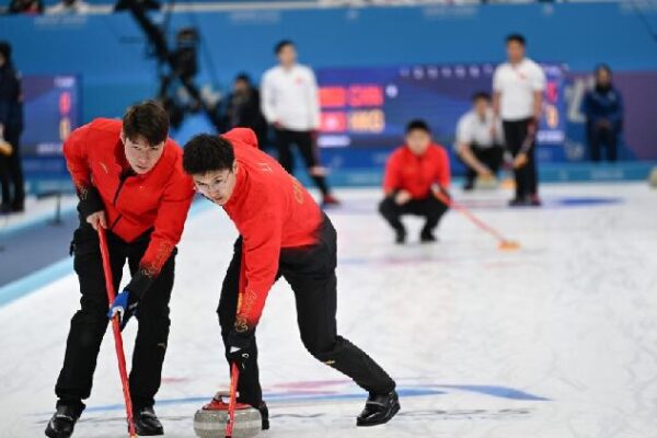 China Concludes Asian Winter Games with Medals in Curling and Ice Hockey Chinese athletes finish final day at Asian Winter Games with 3 medals