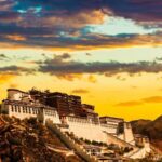 Four Rivers Six Ranges a Fictitious Rewrite of Xizangs History 