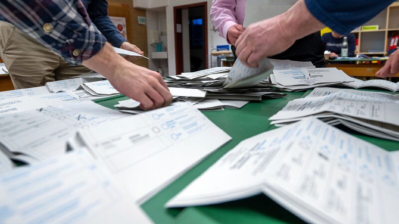 Germanys Cducsu Leads Federal Election Preliminary Results 