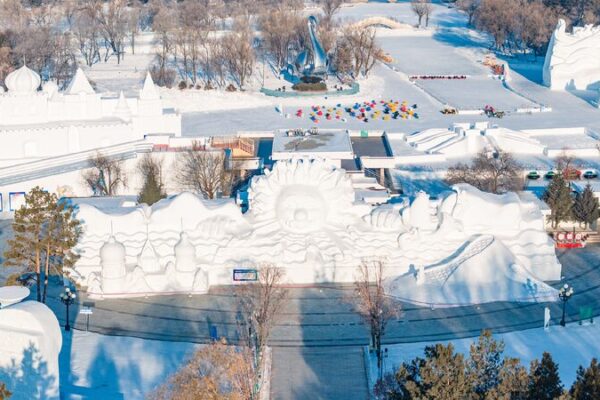 Live: Come to Harbin's Sun Island and build a snowman
