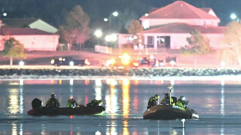 Live Updates on Washington Dc Plane Crash Video Poster 