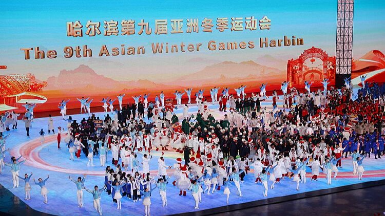 Oca First Vice President Declares Harbin Asian Winter Games Closed 