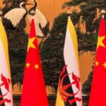 President Xi Holds Talks with Bruneis Sultan 