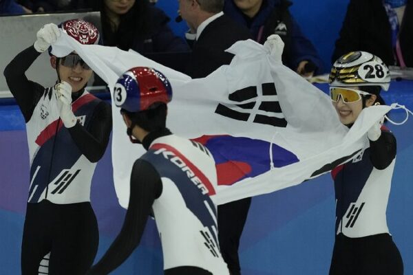 South Korea Clinches First Gold at Asian Winter Games as China Suffers Setback South Korea secures first gold medal of 9th Asian Winter Games