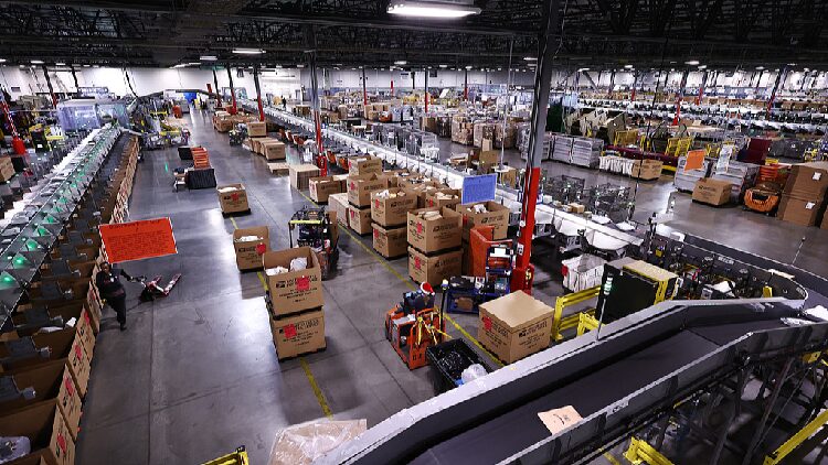 Us Postal Service in U turn on Suspending China Parcels 