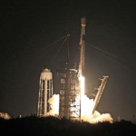 Us Launches Private Lunar Lander to Deliver Nasa Science Instruments