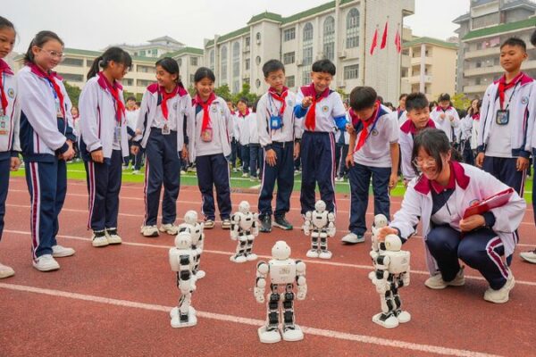 Xi Jinping's educational philosophy now in four new languages